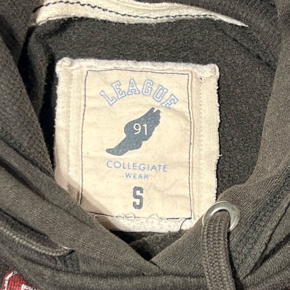 Wisconsin Badgers Distressed Hoodie size small - Picture 5 of 6